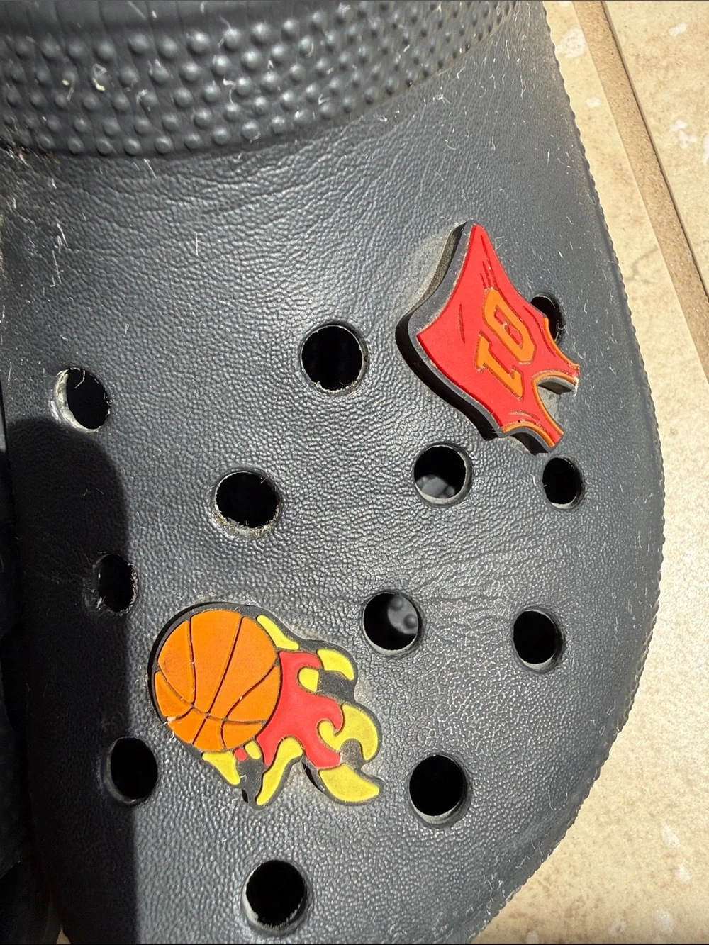 CROCS Black Kids Clogs with Basketball Charms size J6